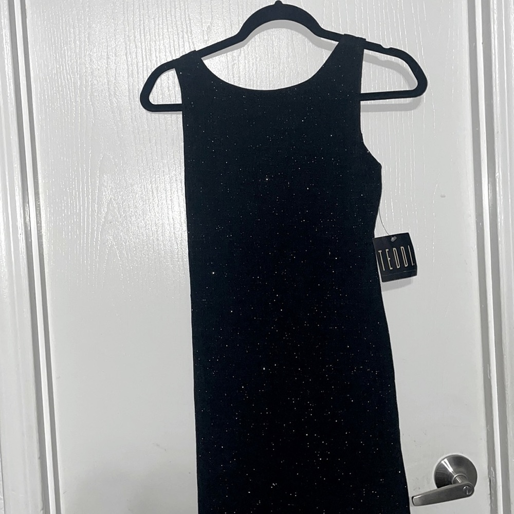 Nice sparkly dress color black size 8P